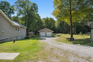 1024 Dennison Road photo 32