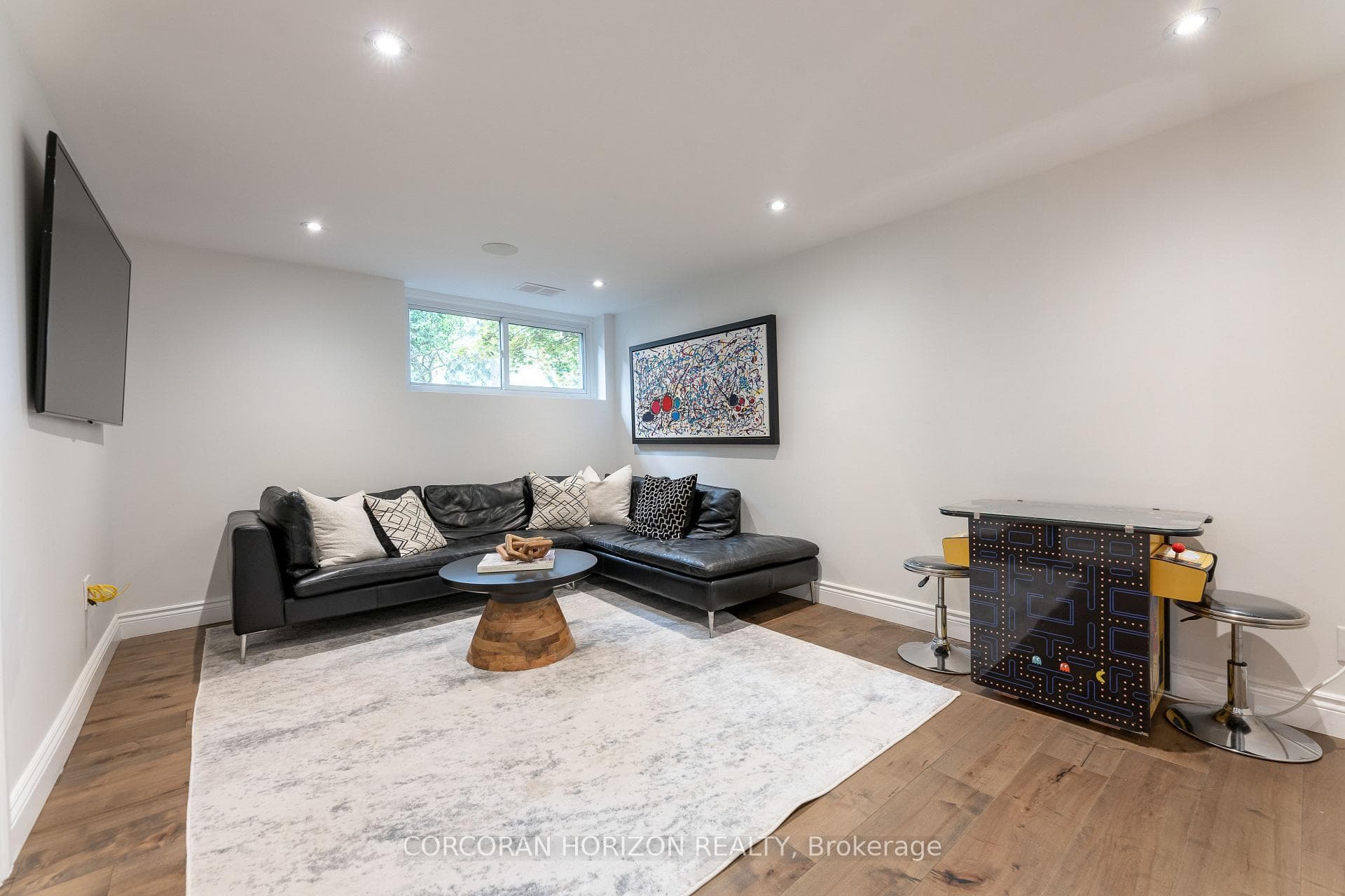 15 McNab Boulevard photo 30