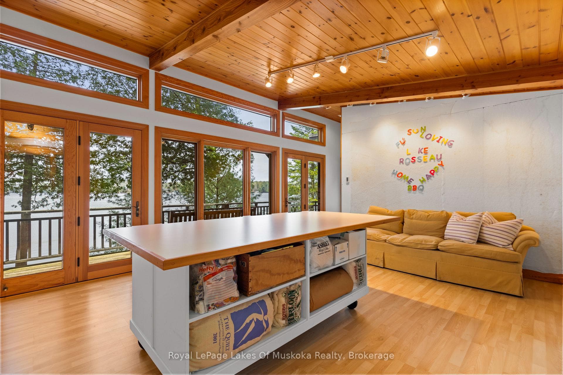 Lots of natural light
