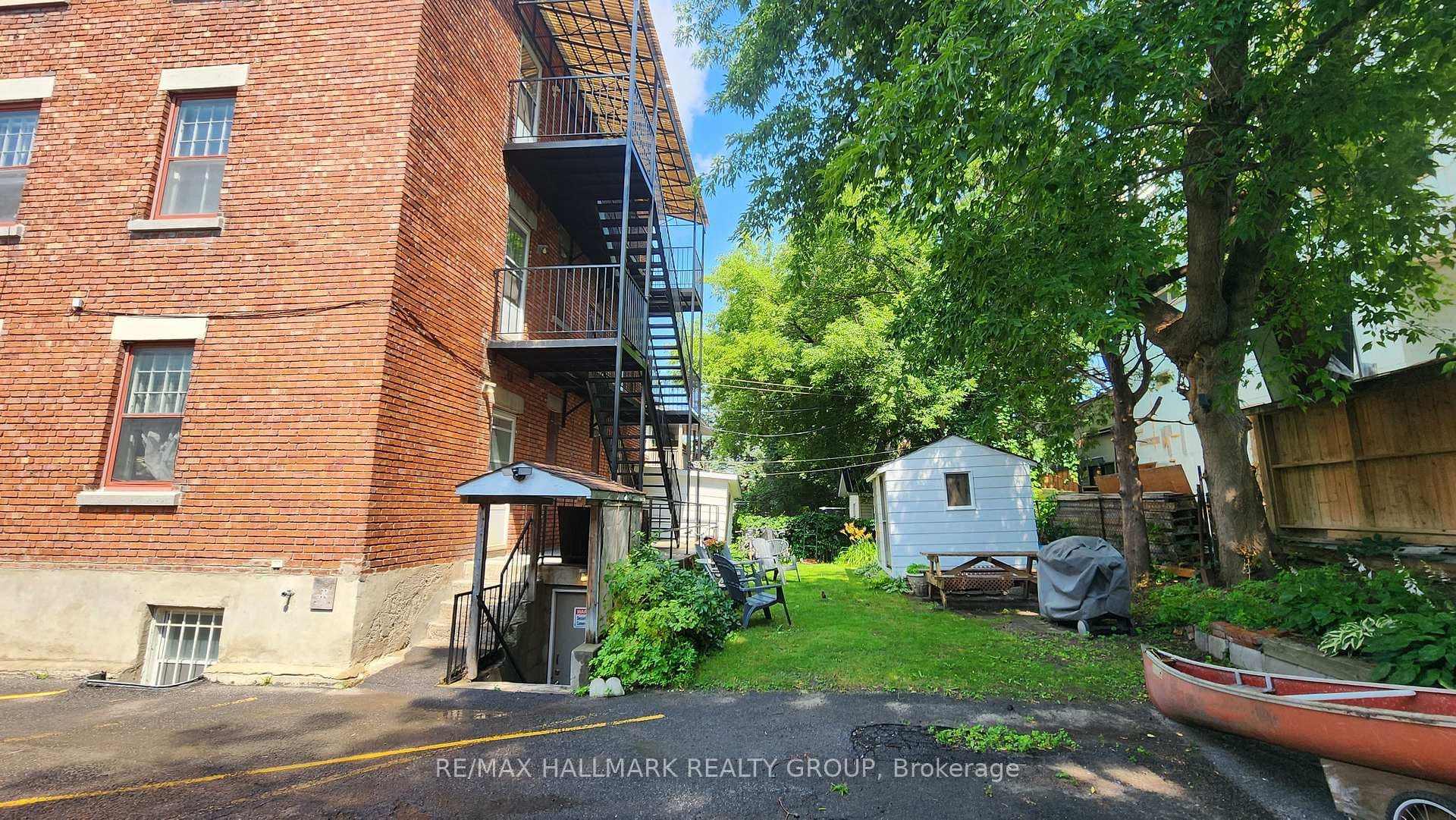 125 Glenora Street Unit 3 photo 6