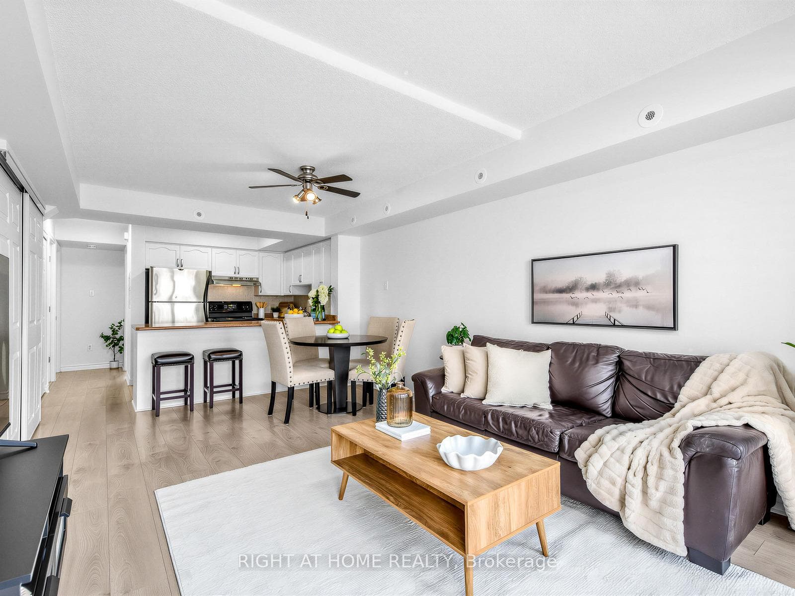 65 George Appleton Way Unit 2085 photo 6