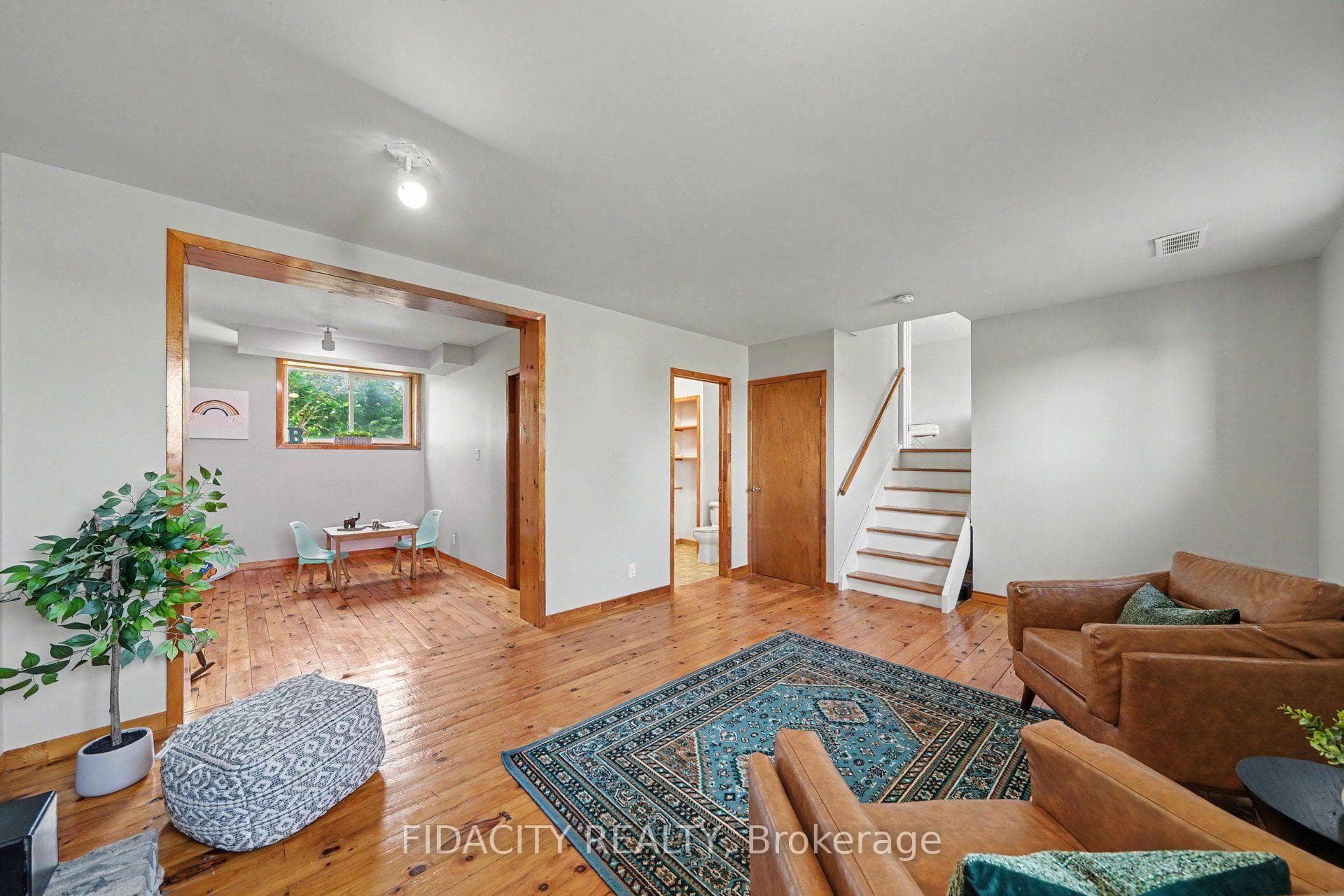 18 Ross Street photo 20