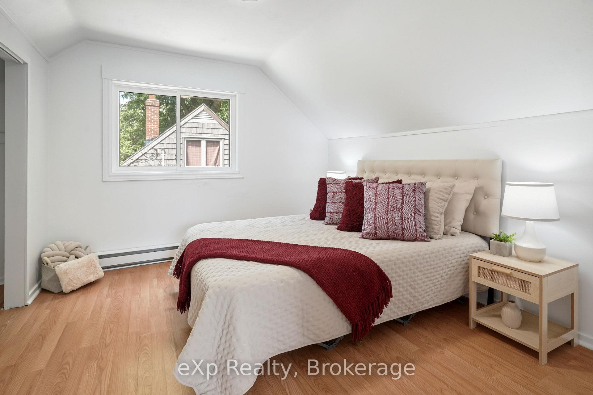 84 Victoria Boulevard photo 26