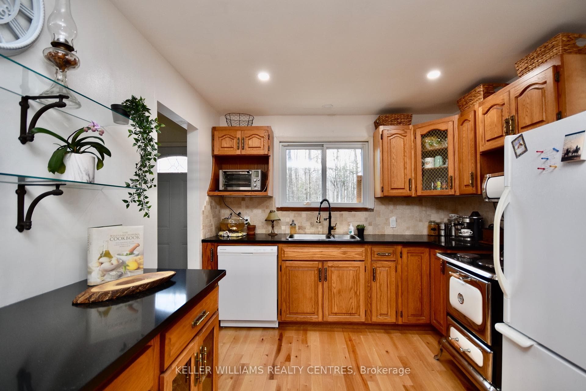 3146 Goldstein Road photo 8