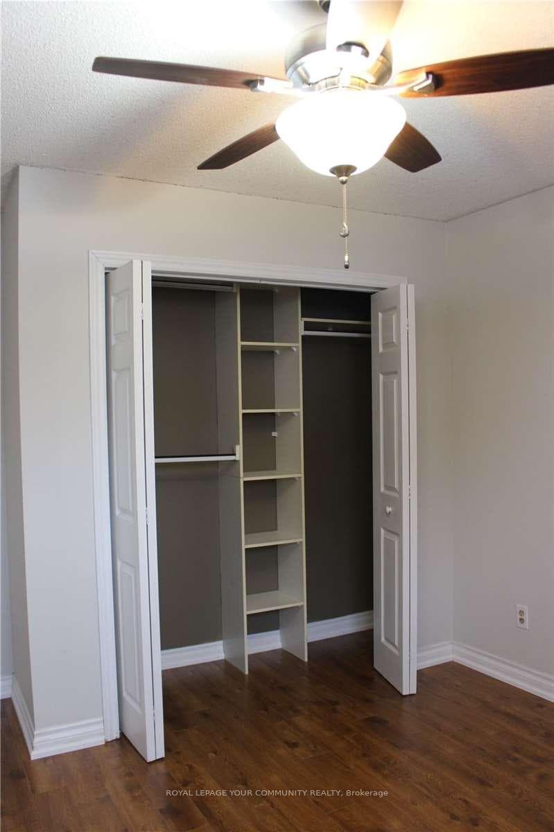 223 Bayview Avenue photo 4