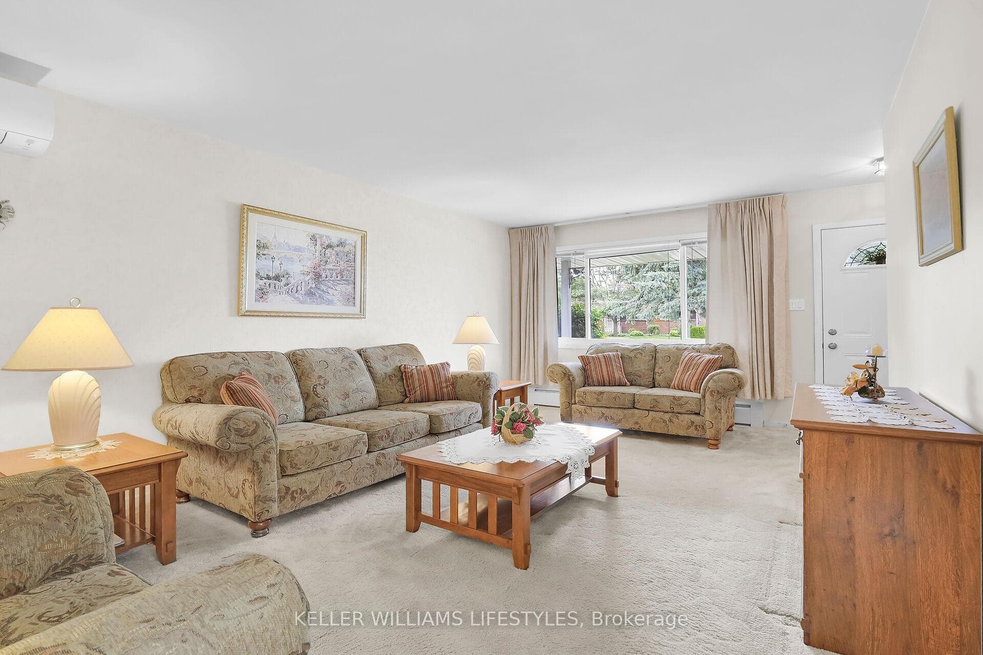 1569 Dale Street photo 7