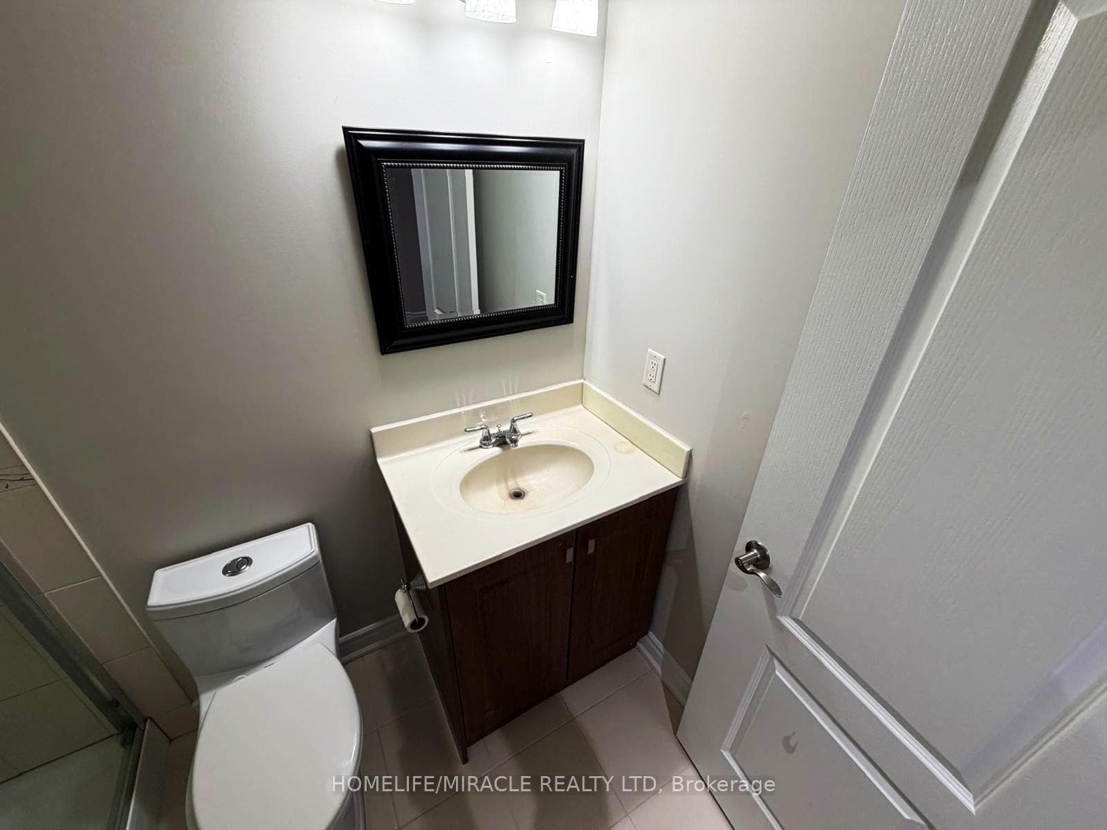 26 Fishing Crescent photo 35