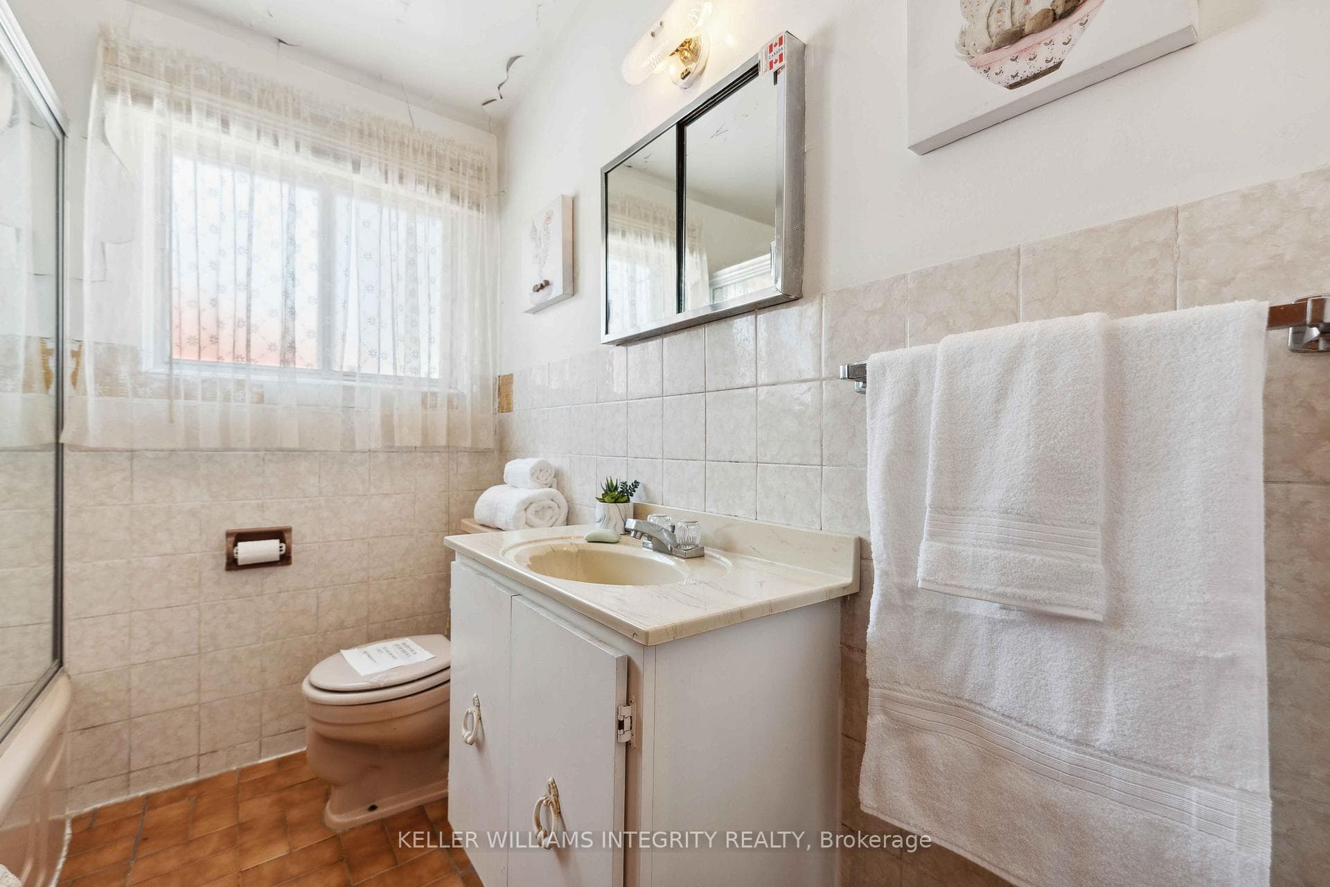 1035 Connery Avenue photo 20