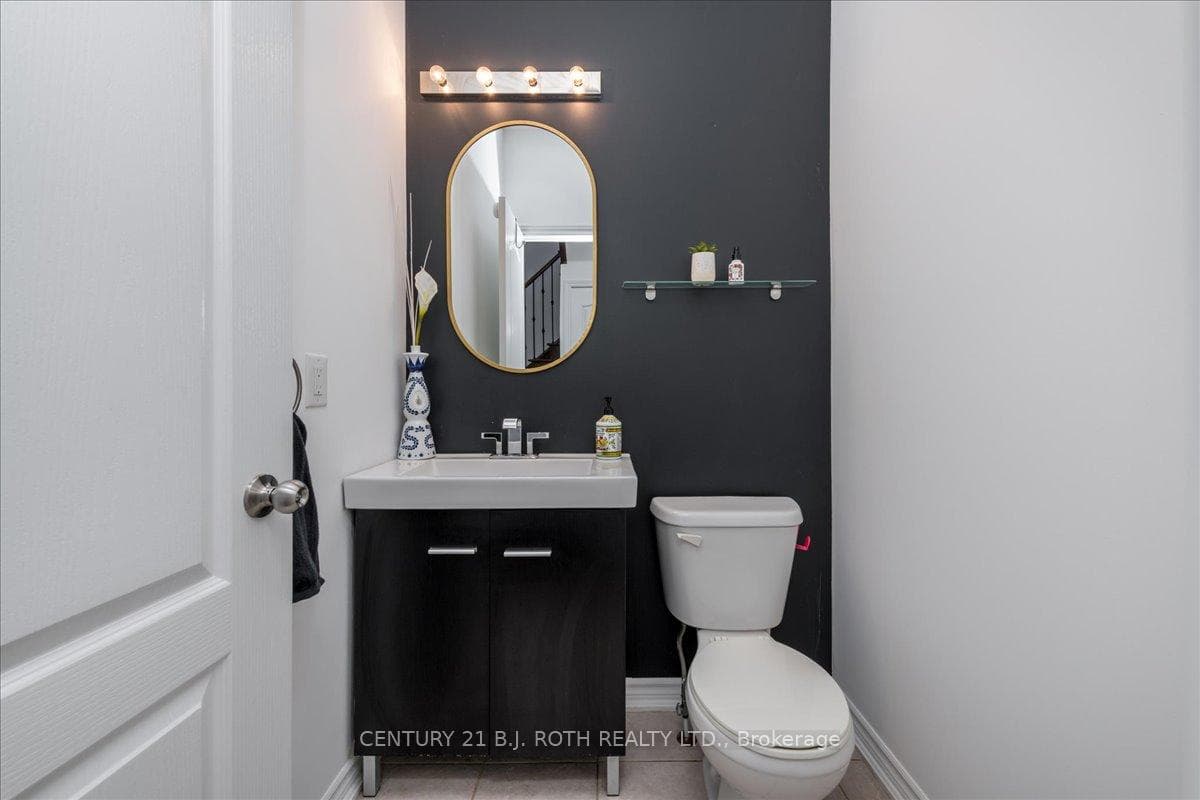 1327 Hunter Street photo 16