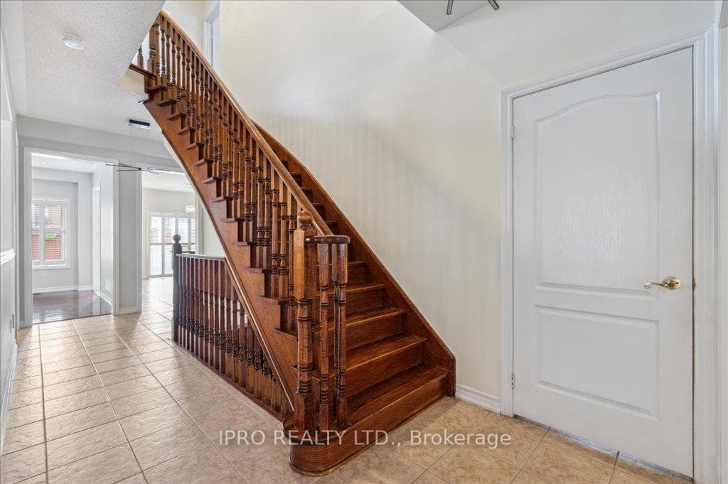 1309 Kestell Boulevard photo 24