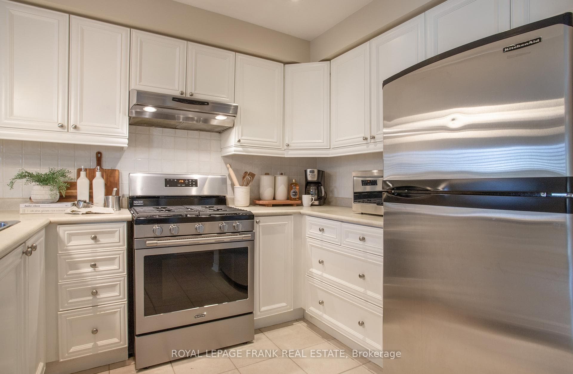 Tons of Storage with Deep Pot and Pan Draws