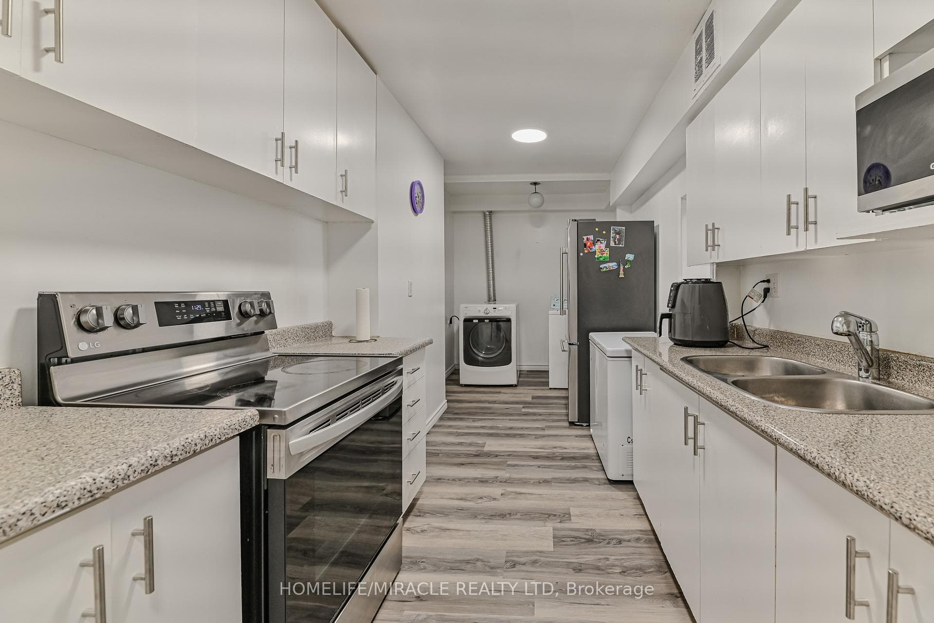 390 Dixon Road Unit 2003 photo 18