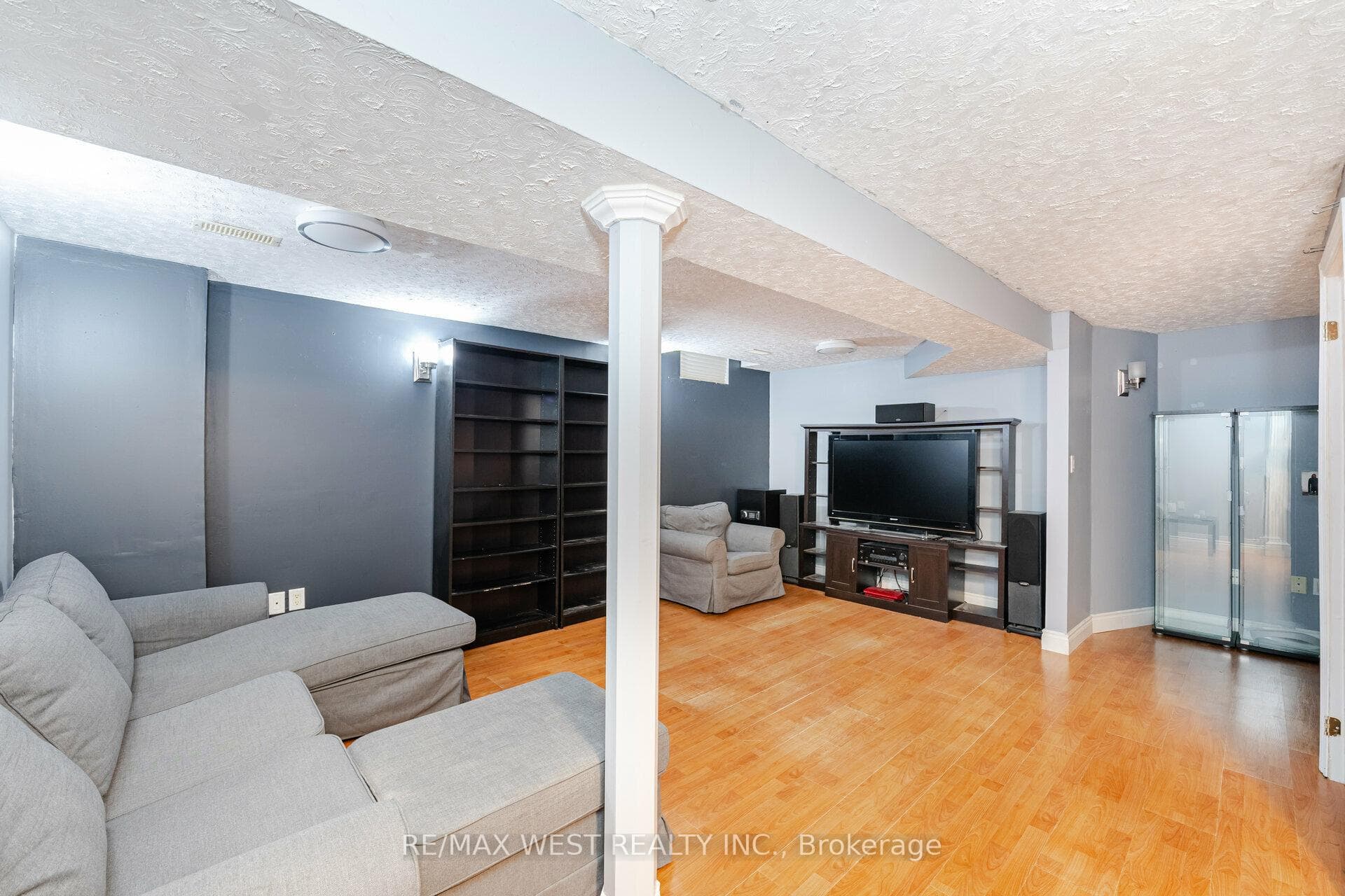 6 Plummer Road photo 15