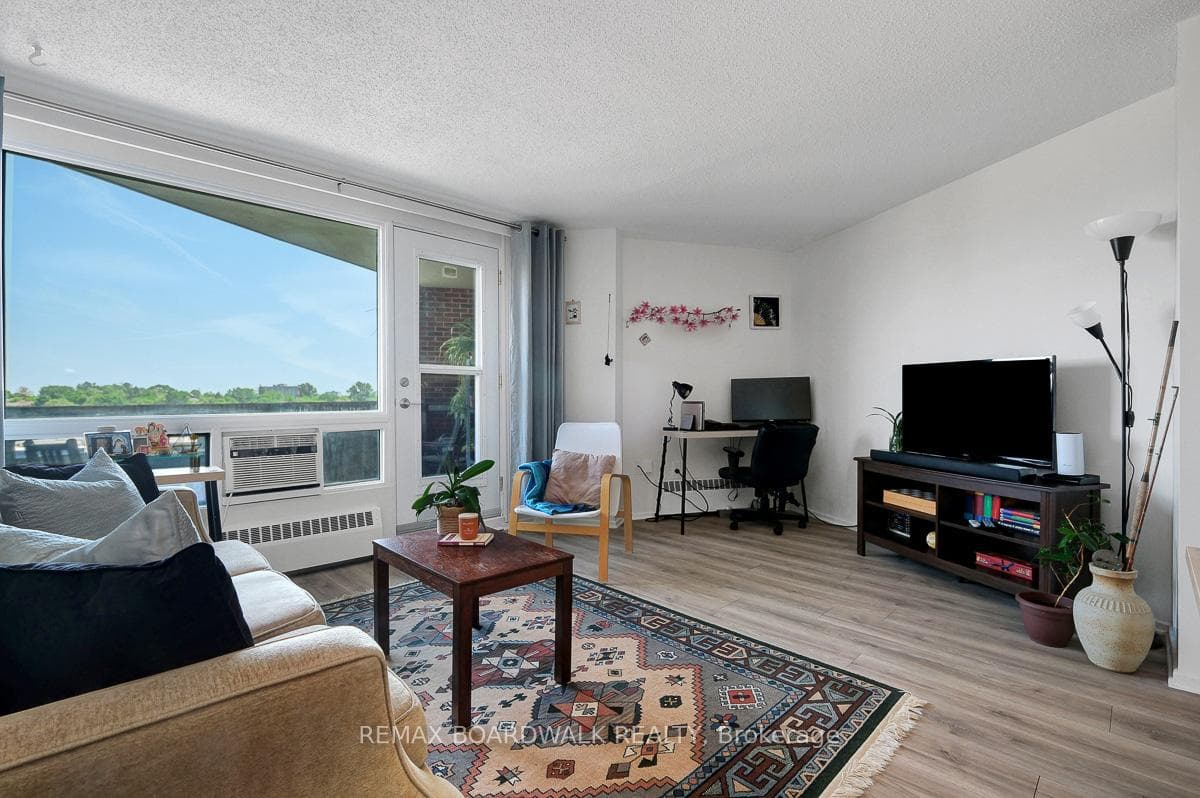 3100 Carling Avenue Unit 908 photo 3