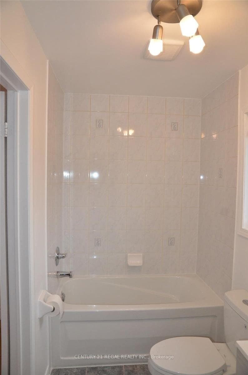 245 Marble Place photo 33