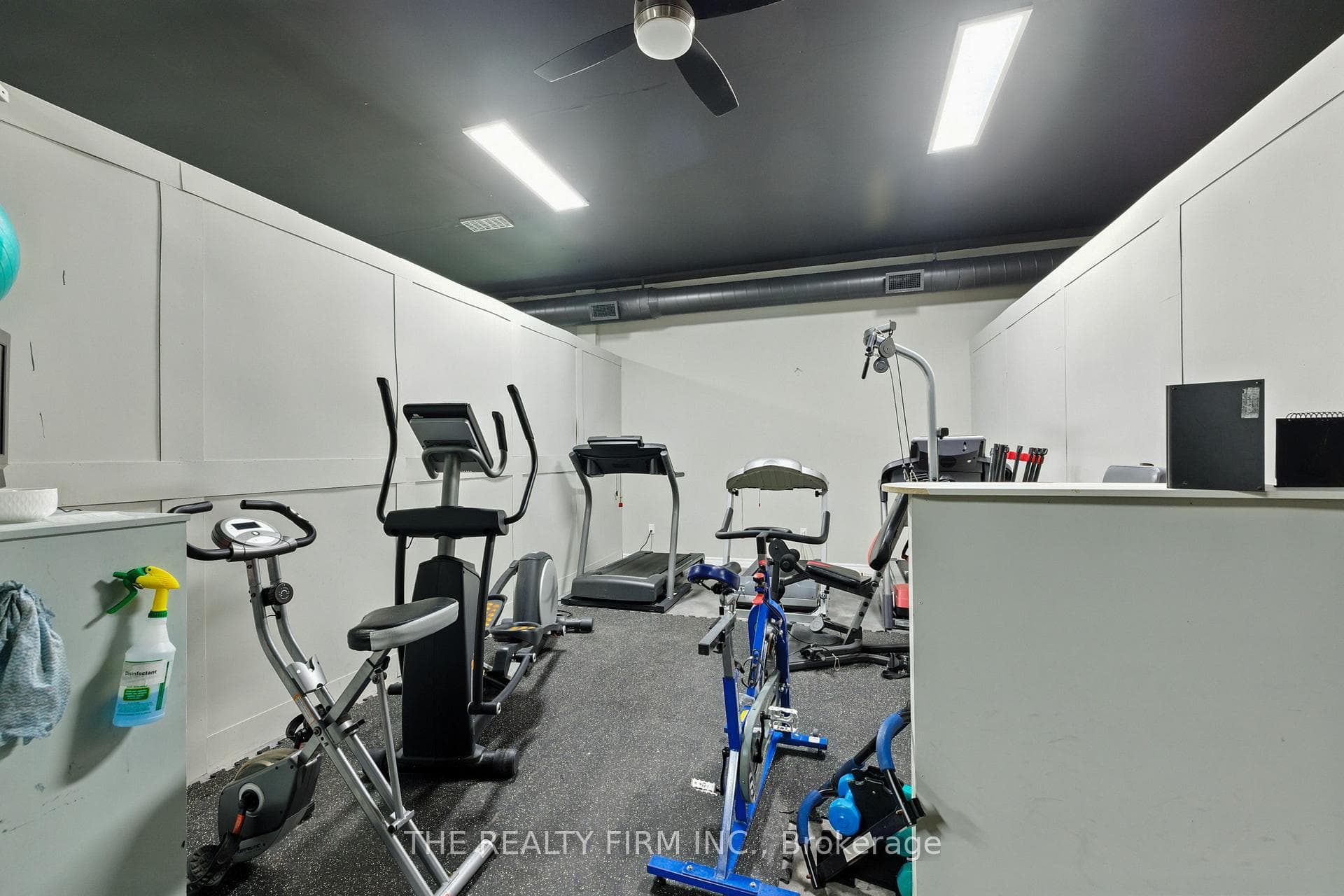 22790 Amiens Road Unit 1 photo 37