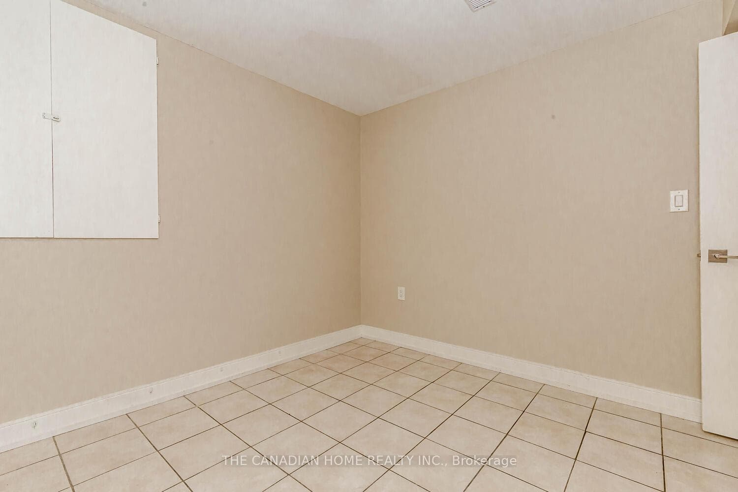 6292 DONWAY Drive Unit BSMNT photo 40