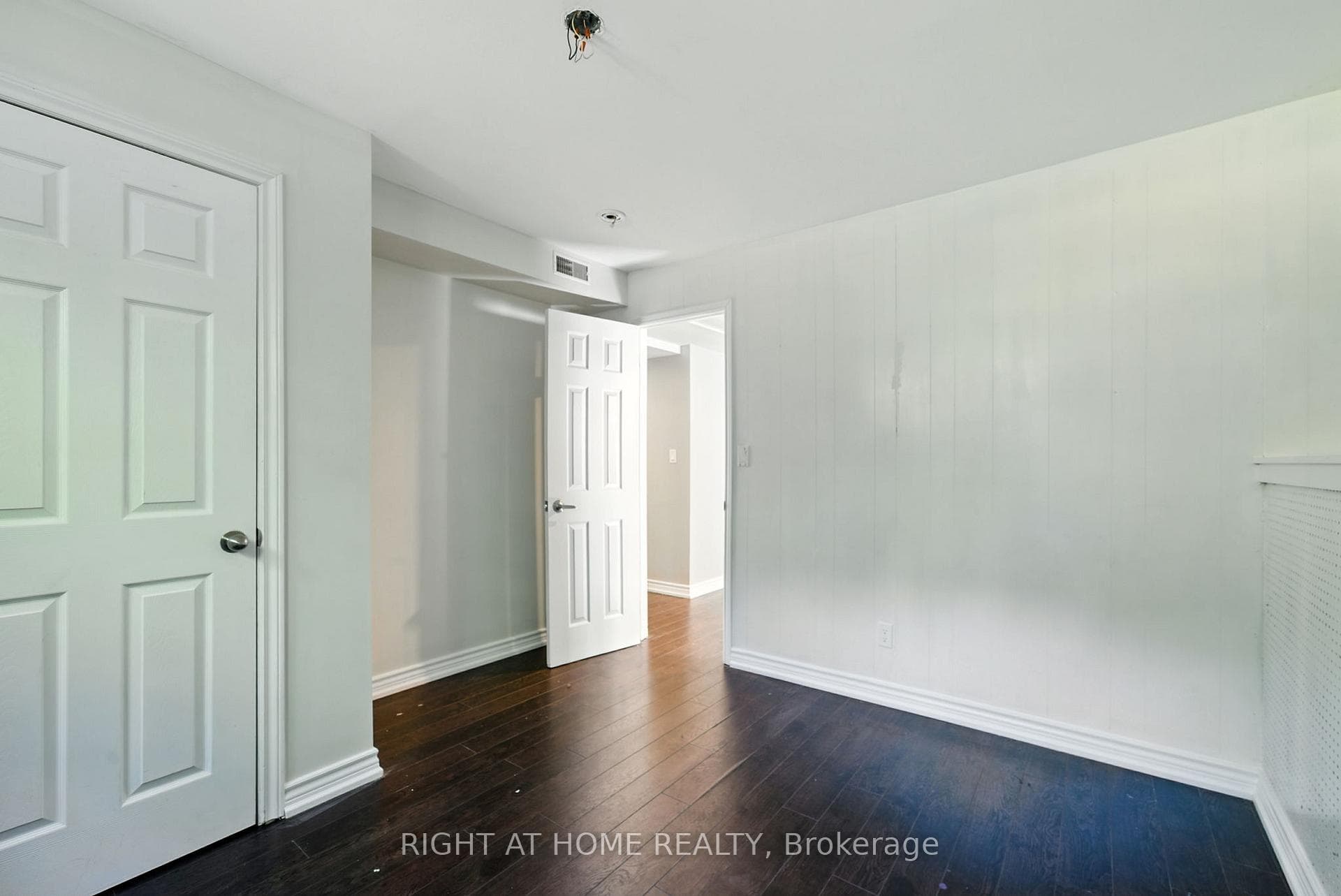 1045 High Street photo 22
