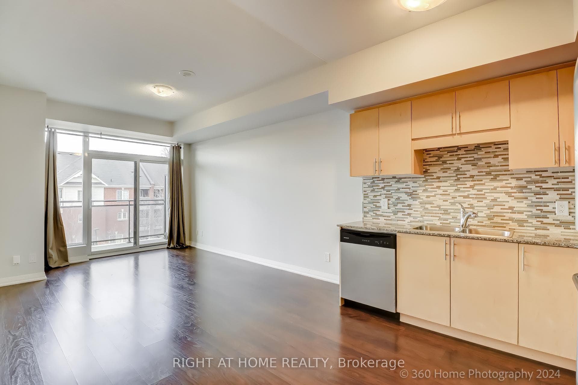 Kitchen/Living