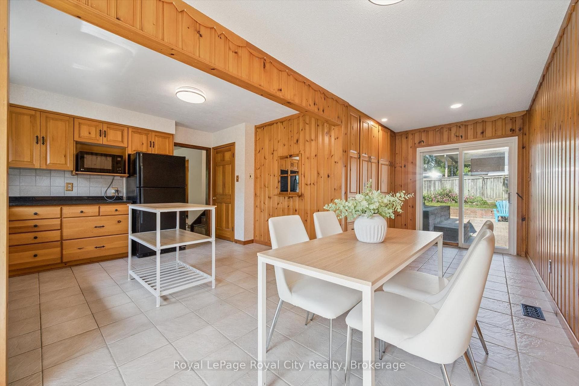 85 Sleeman Avenue photo 16
