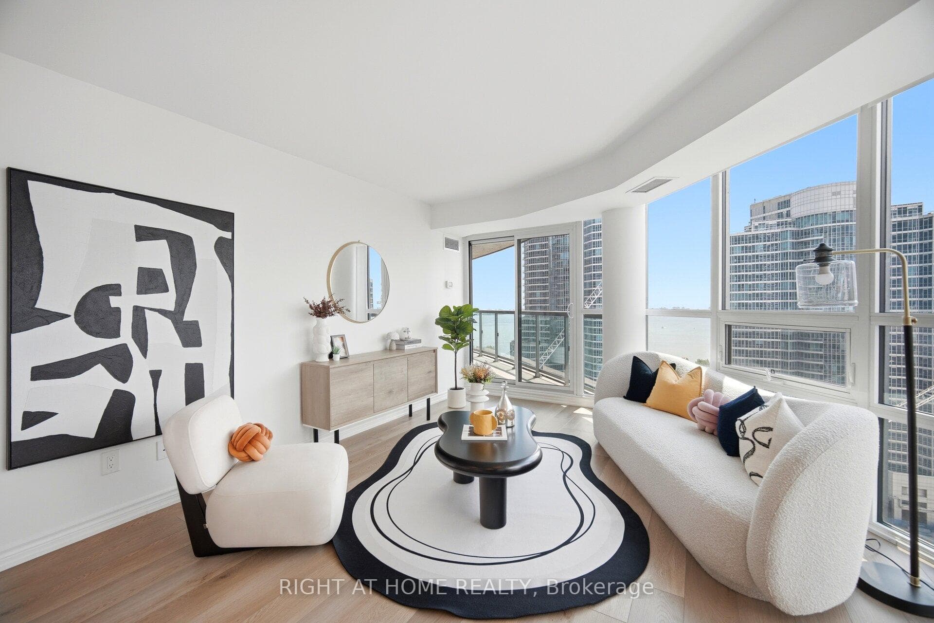 19 Grand Trunk Crescent Unit #2511 photo 12