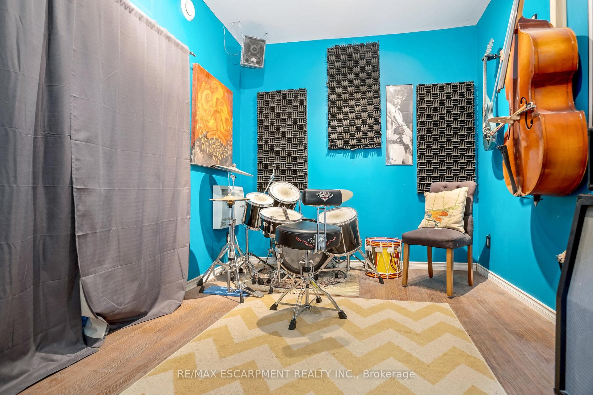 461 Bell Street photo 31