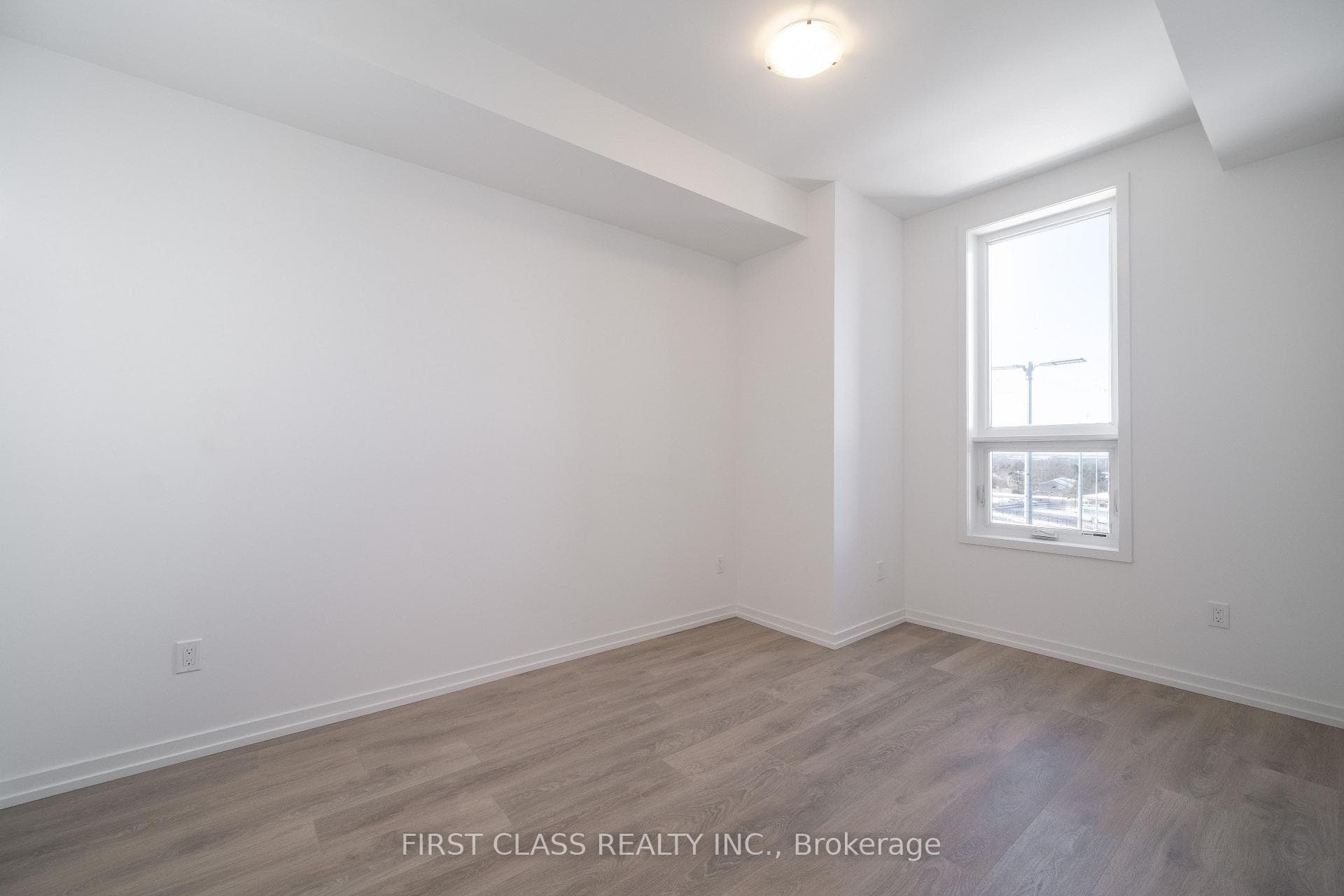 20 Lytham Green Circle Unit 11 photo 19