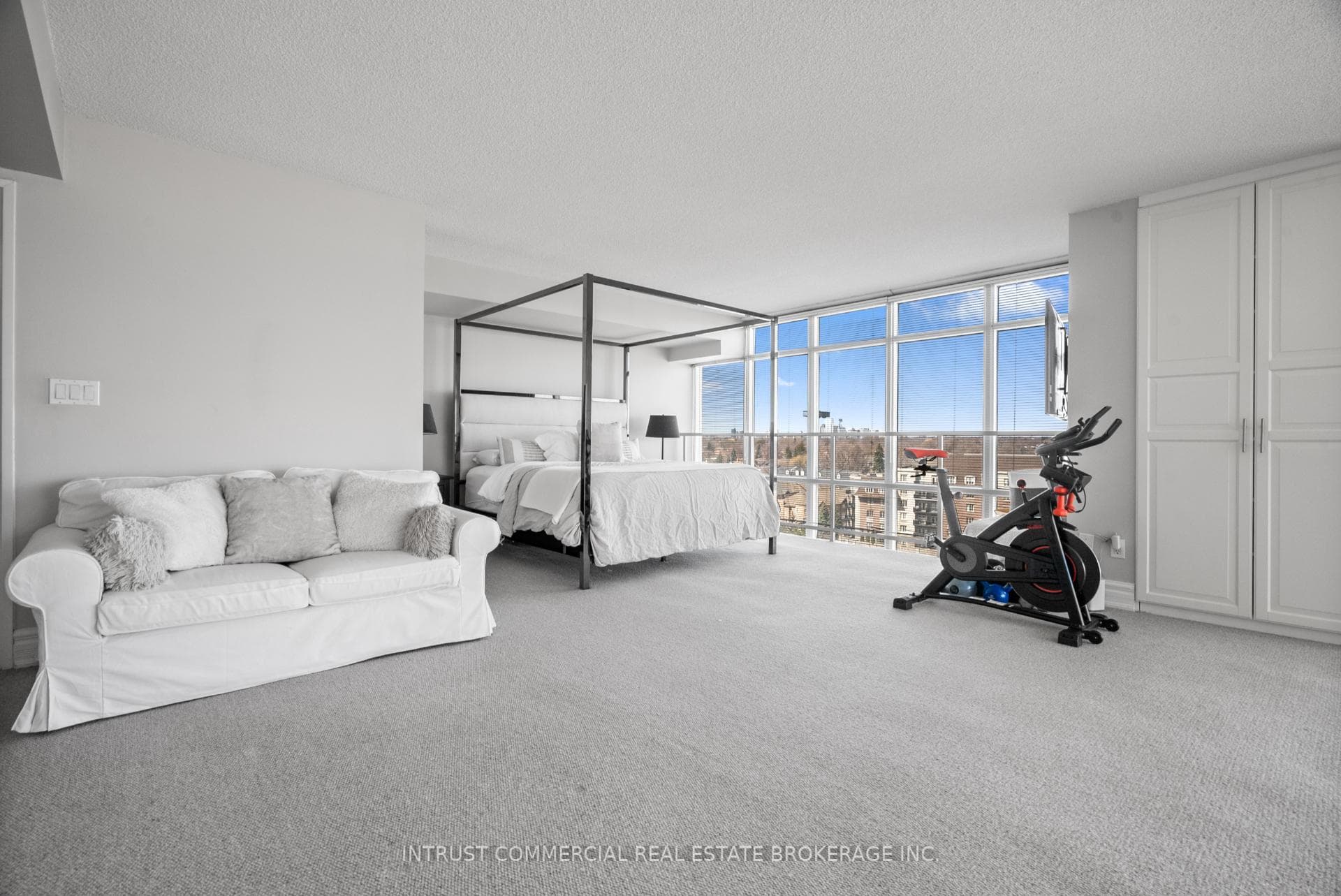 250 Manitoba Street Unit 627 photo 31