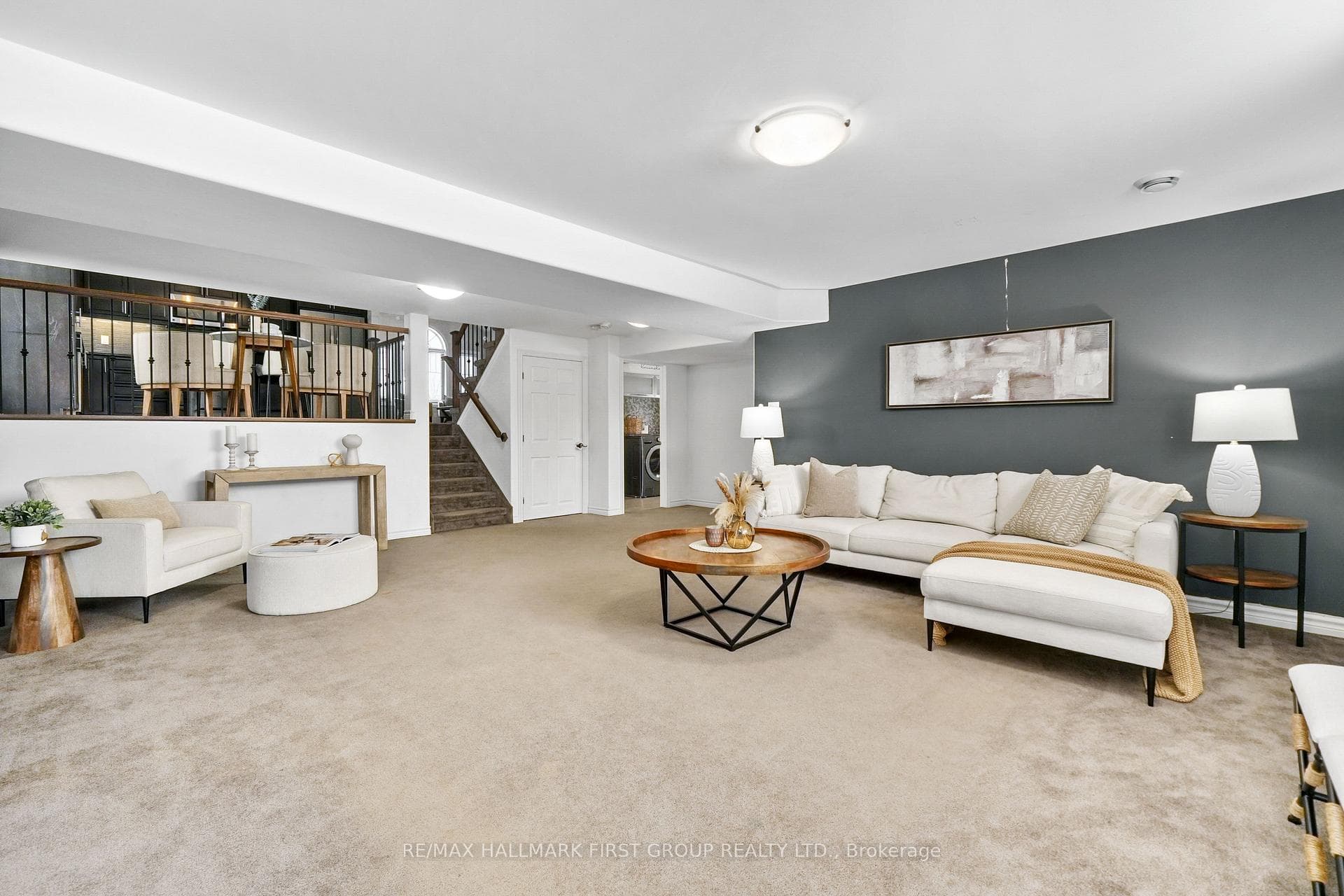 10 Walnut Crescent photo 32