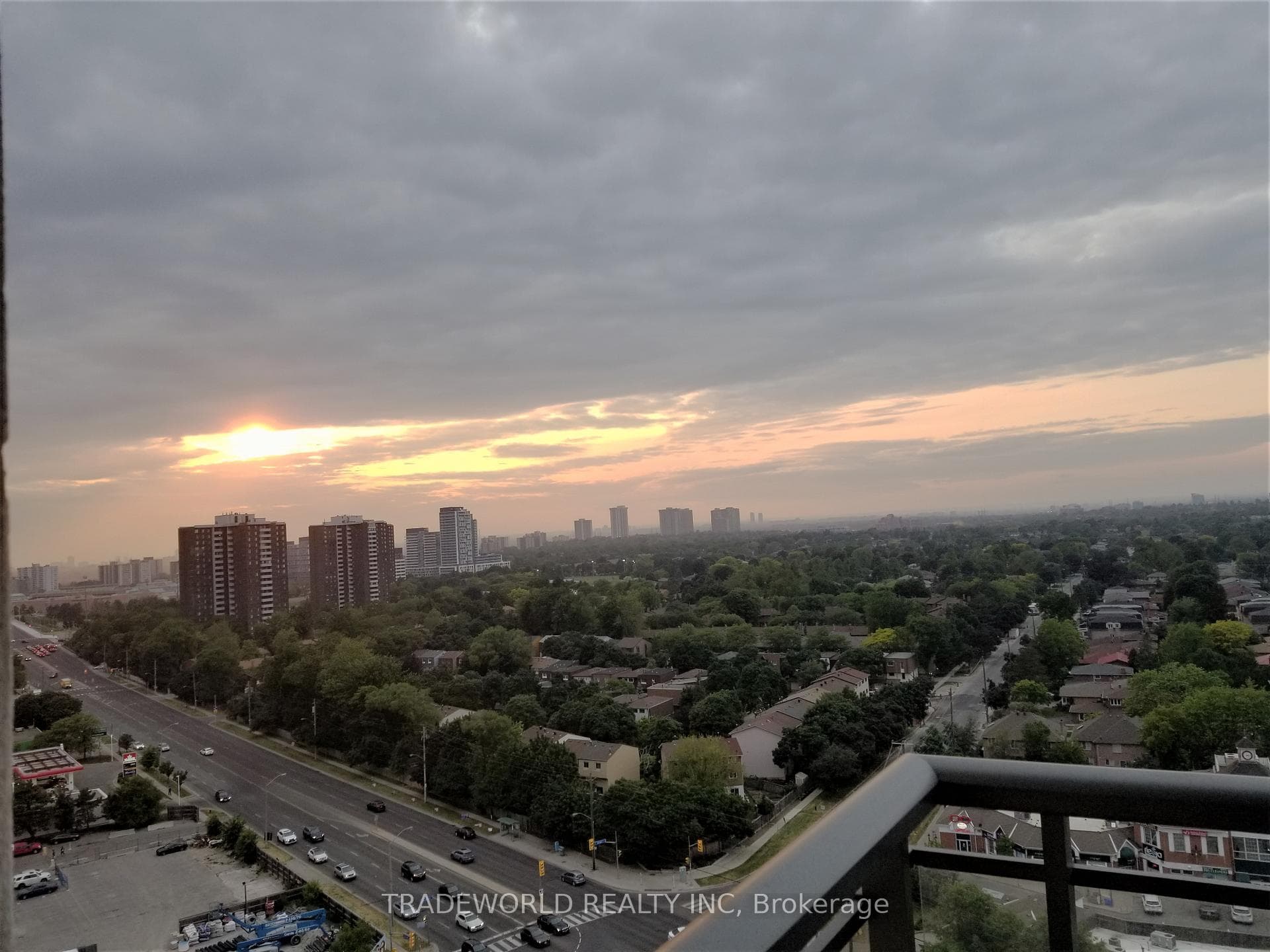 50 Ann O'reilly Road Unit 1512 photo 8