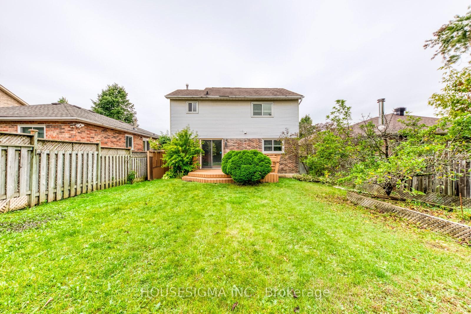 7 Wright Crescent photo 38