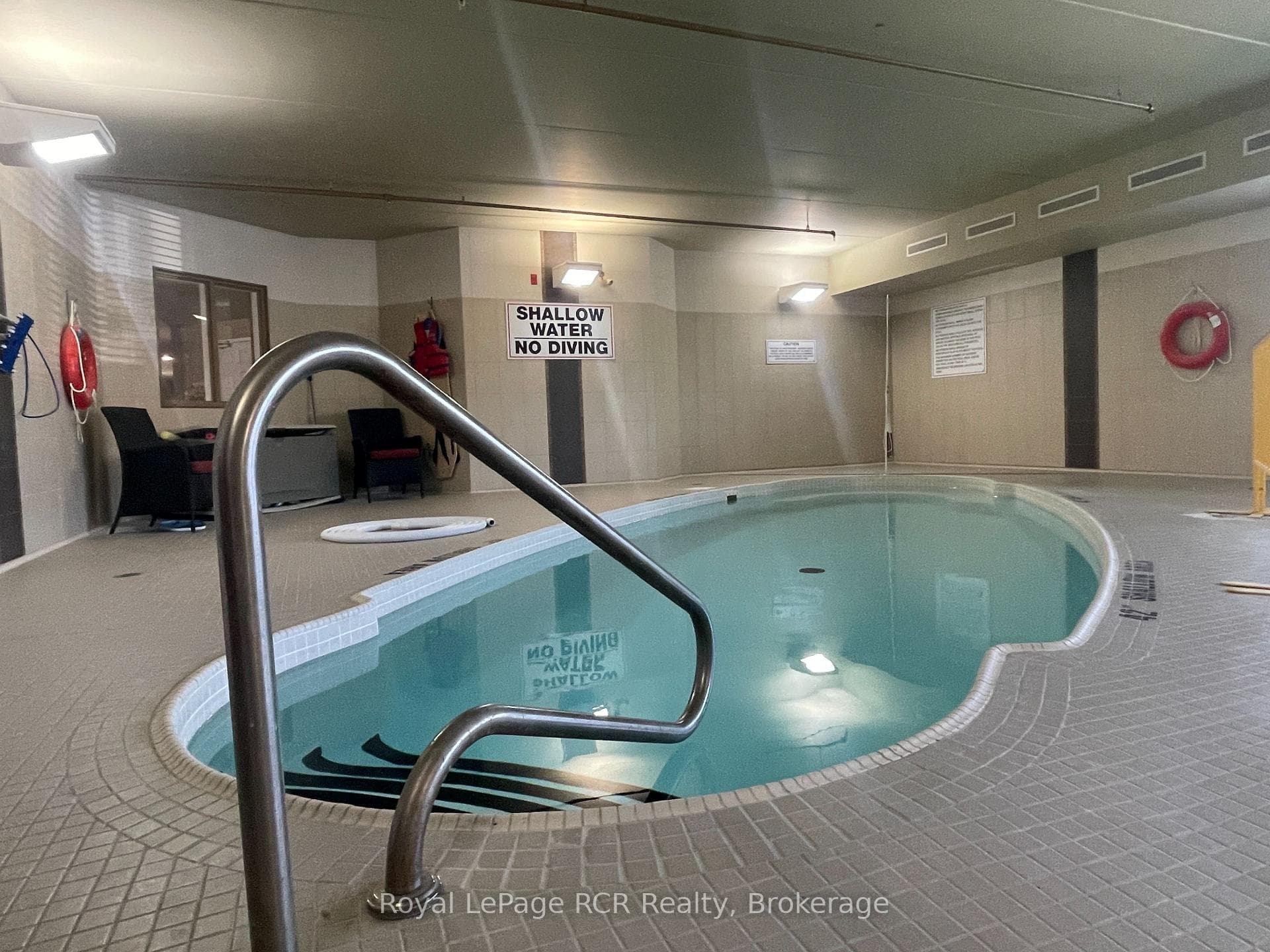 community pool - 91 Raglan St - 215