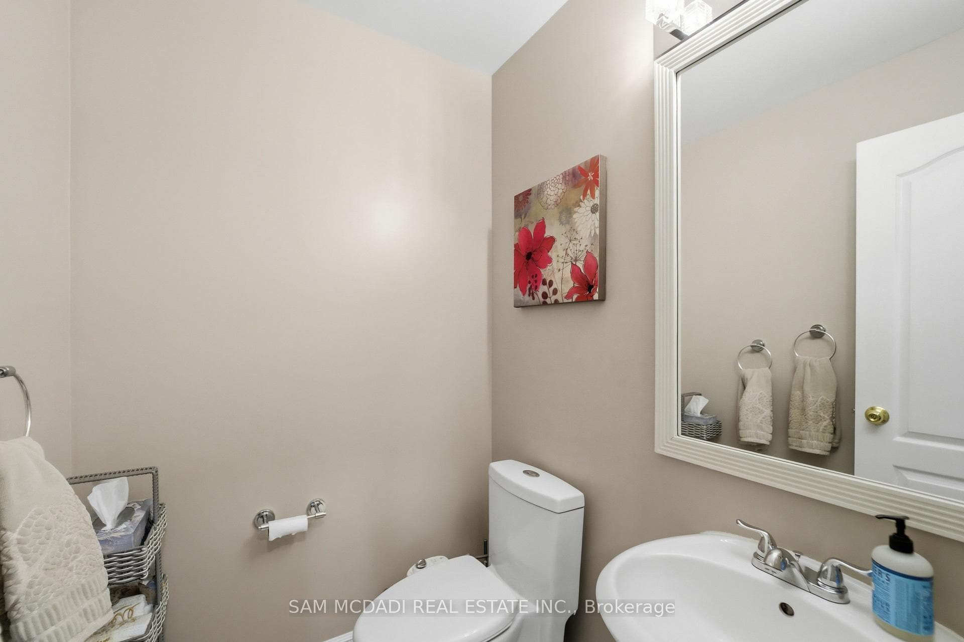 3605 Trelawny Circle photo 14
