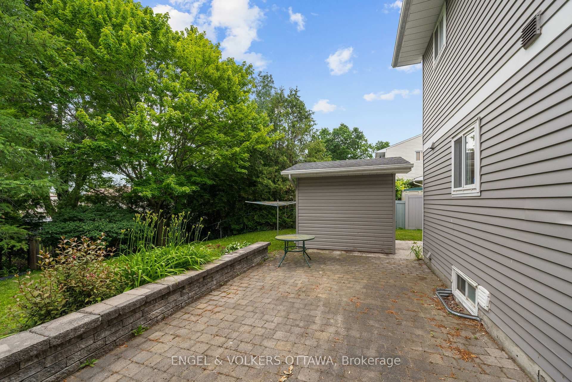 25 Antler Avenue photo 43