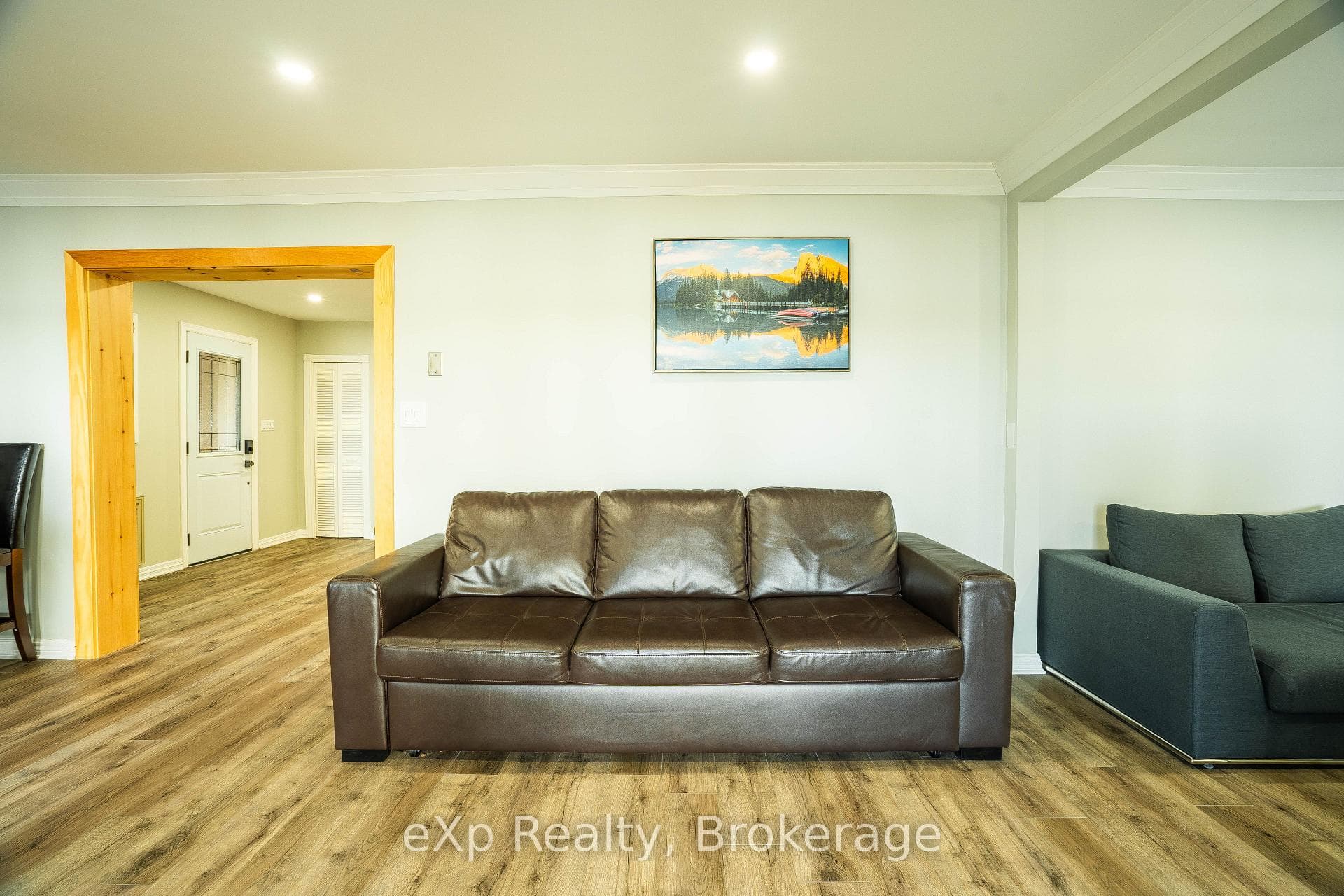 170 Francis Drive photo 24
