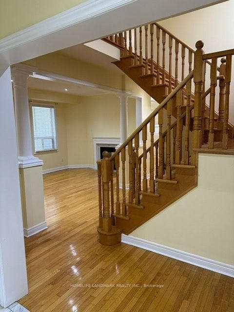 544 Matisse Place photo 25