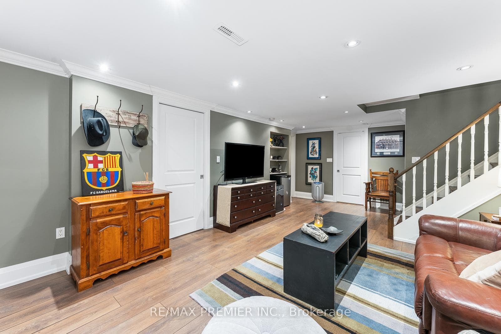 46 Hillside Drive photo 22
