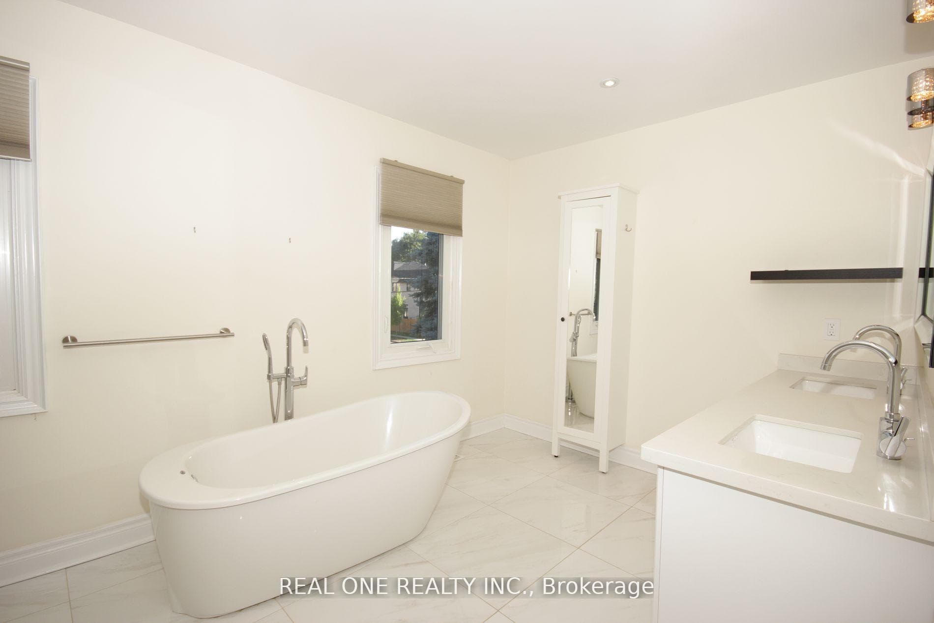 79 Olive Avenue photo 19
