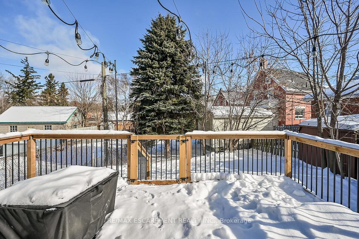 168 Mill Street photo 34
