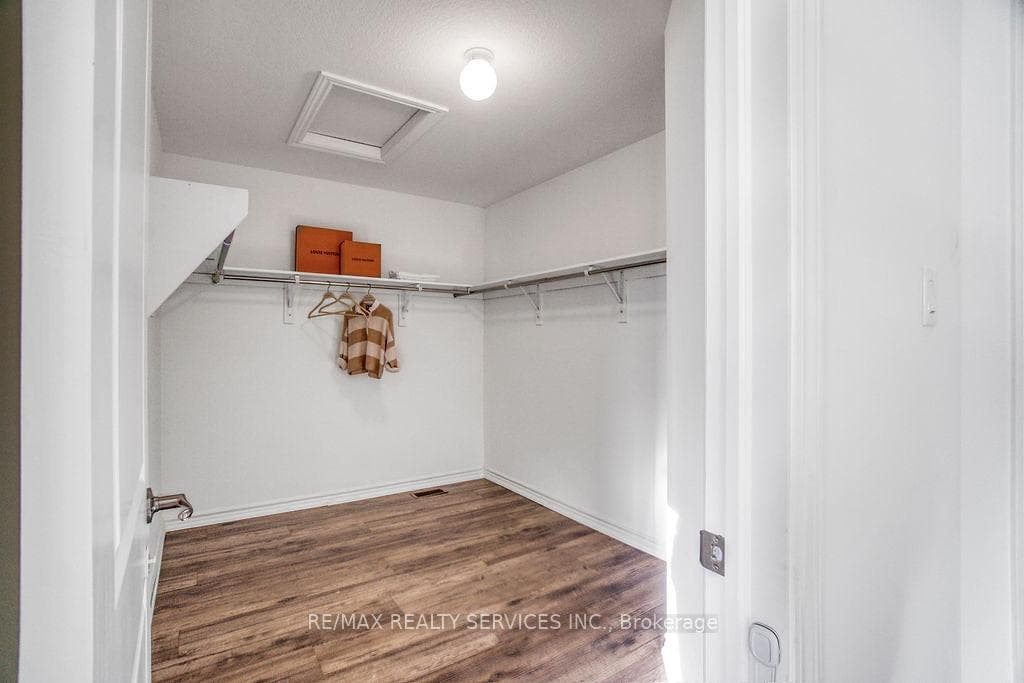 9 Copeman Avenue photo 24