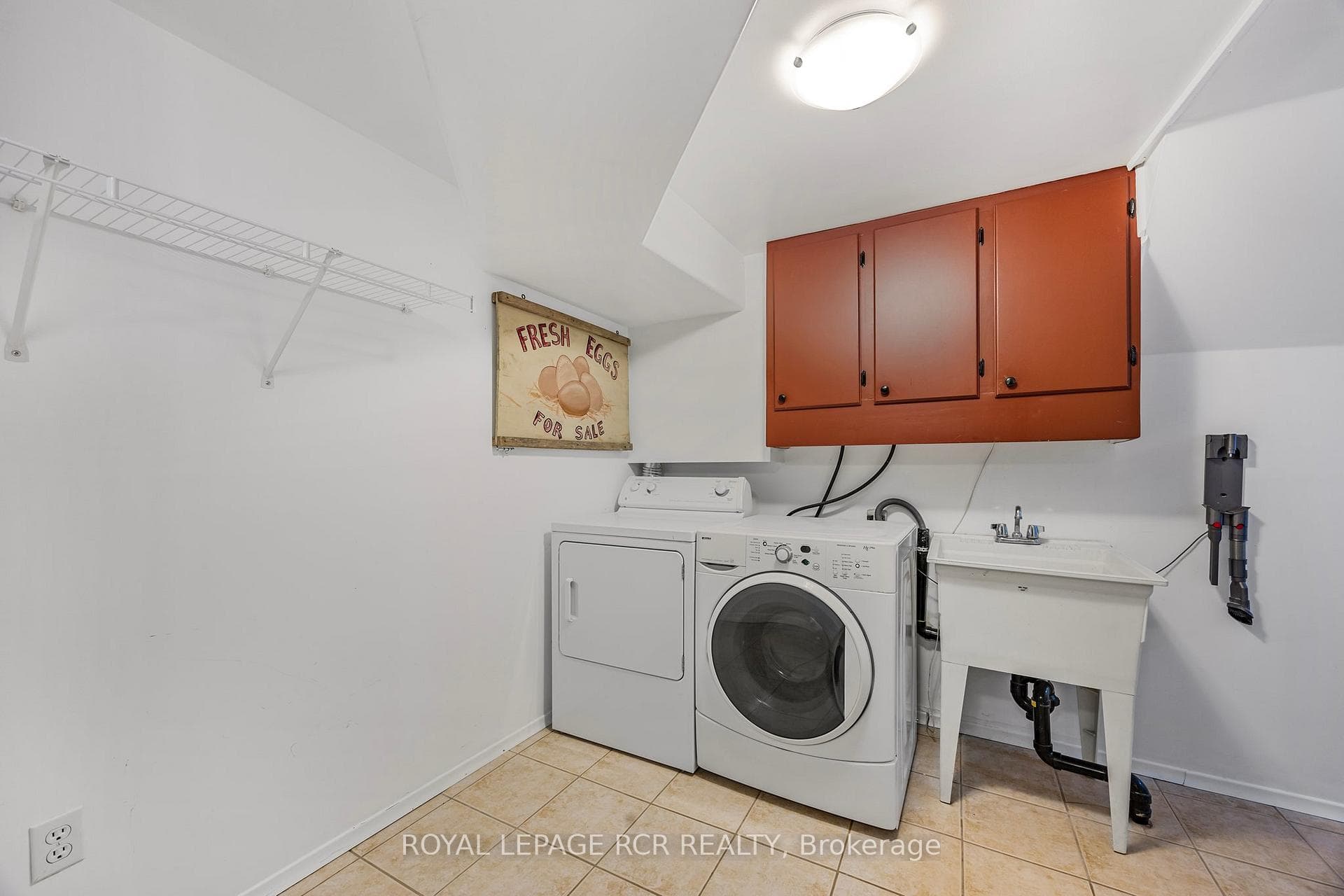 Laundry Rm
