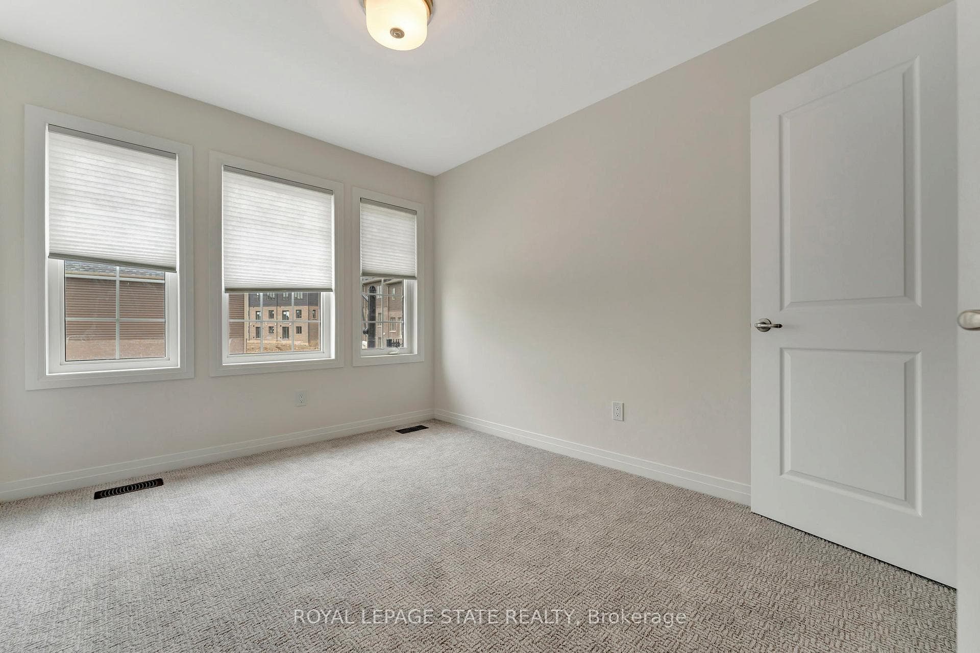 620 Colborne Street Unit 34 photo 27