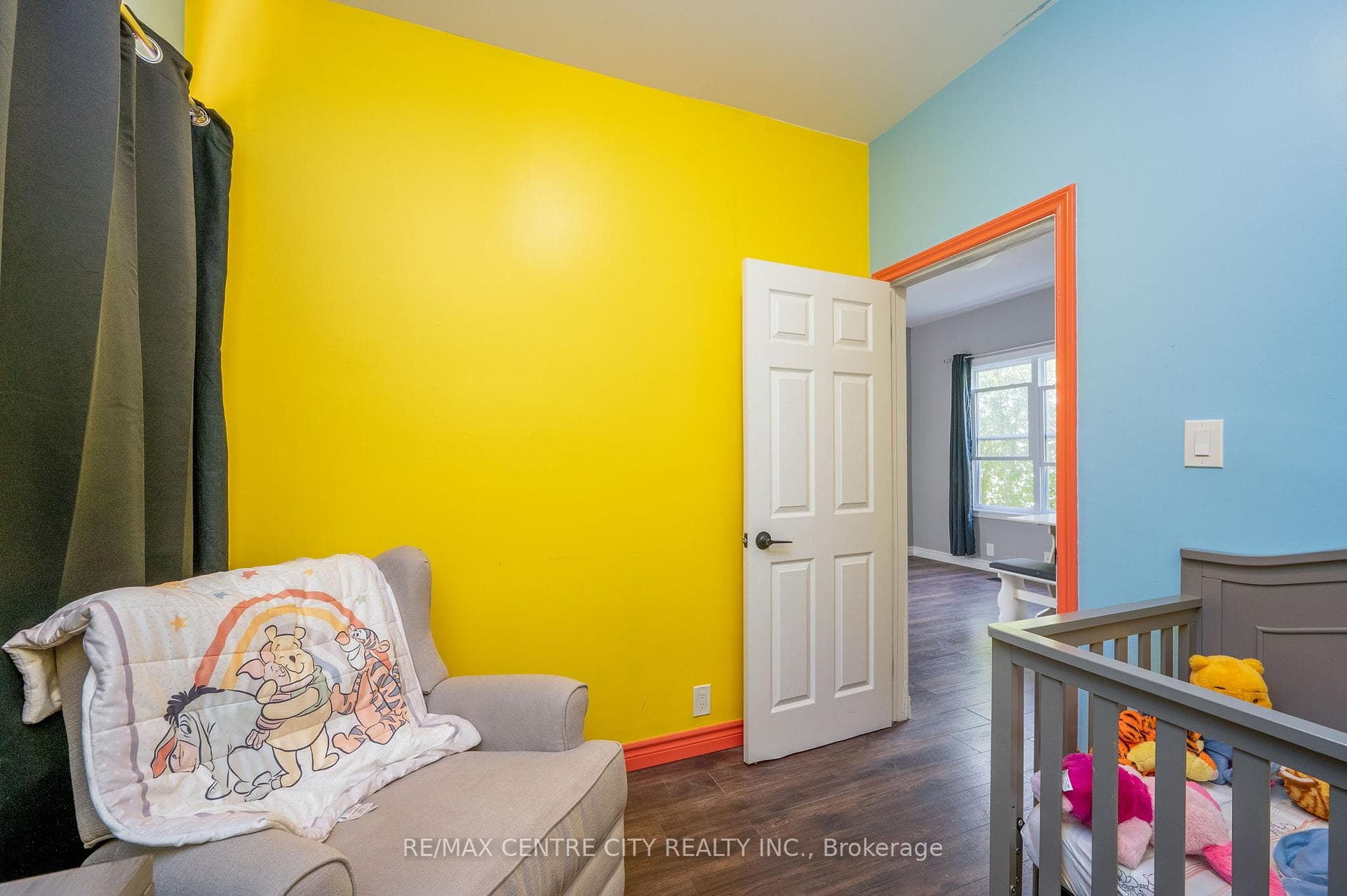 130 Sterling Street photo 11