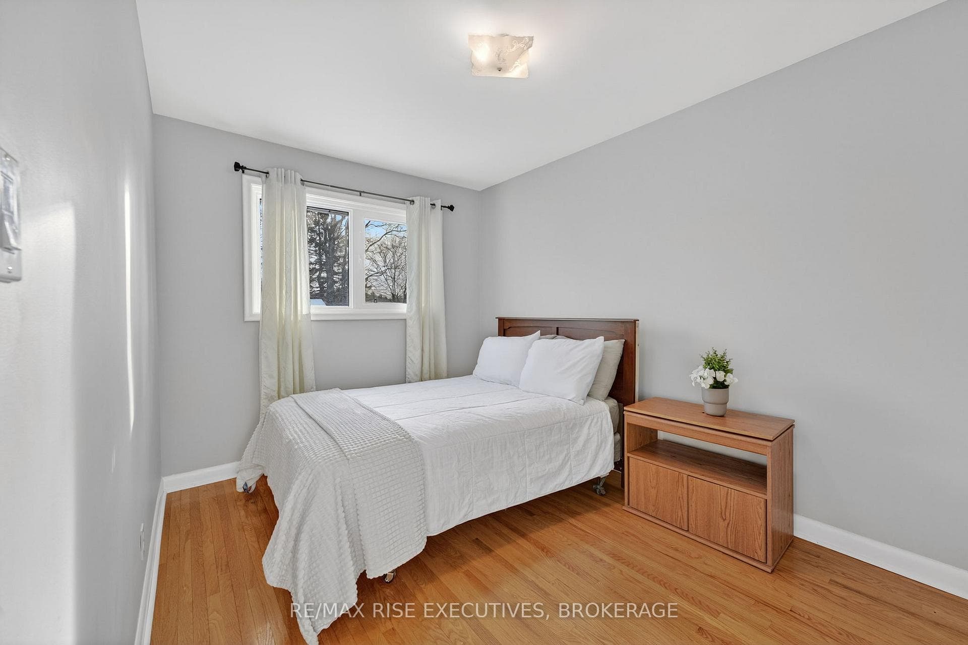 788 Meadowood Road photo 23