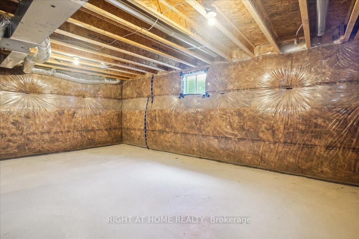 59 William Nador Street photo 29