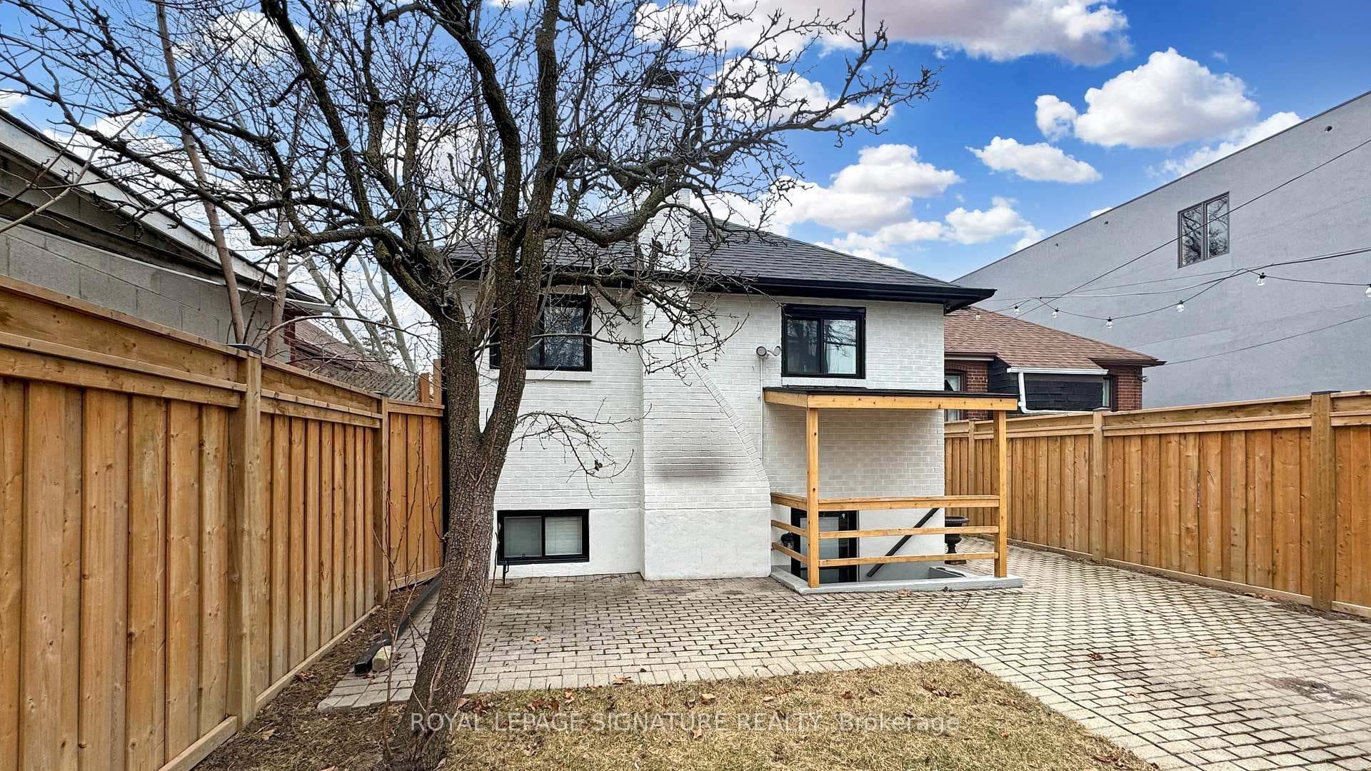 500 Atlas Avenue photo 26