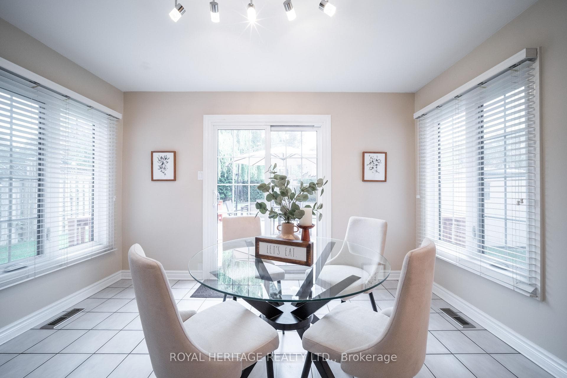 16 Cowles Court photo 10