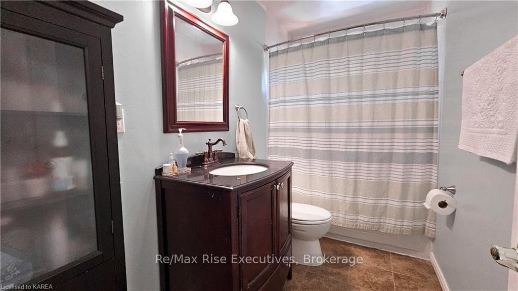 2 DEERFIELD Street photo 12