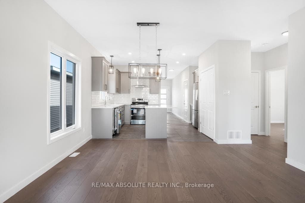 399 STERLING Avenue photo 7