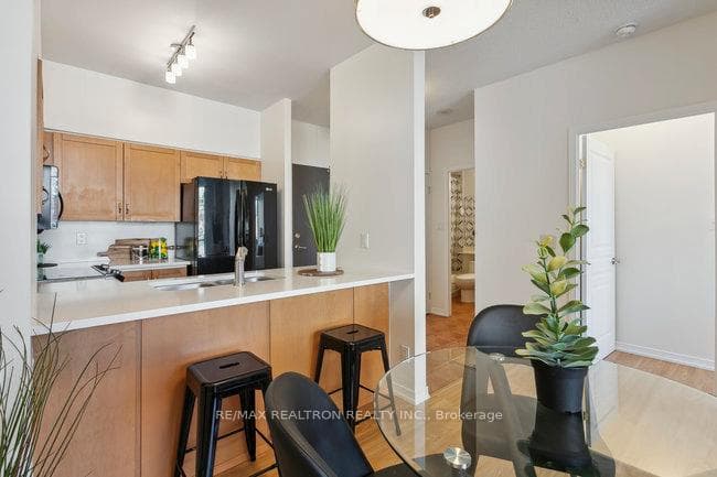 19 Northern Heights Drive Unit 103 photo 12